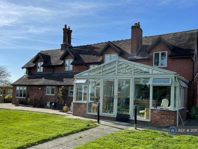 House for rent in Lyons, Greater London