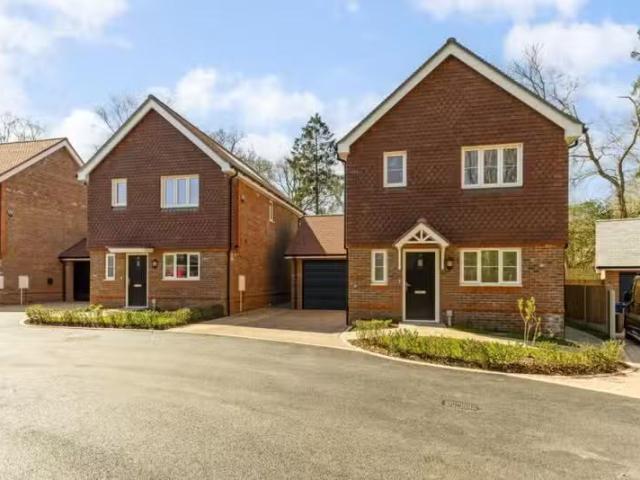 House for rent in Fole, Surrey