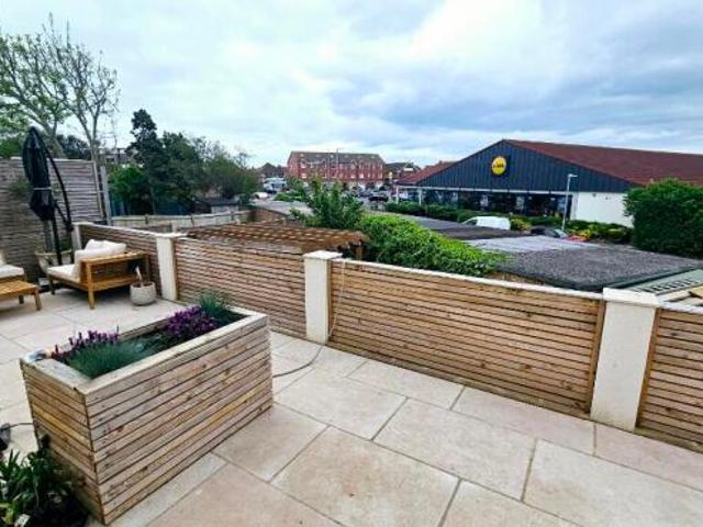 Farm for rent in St Anthony's Hill, Eastbourne