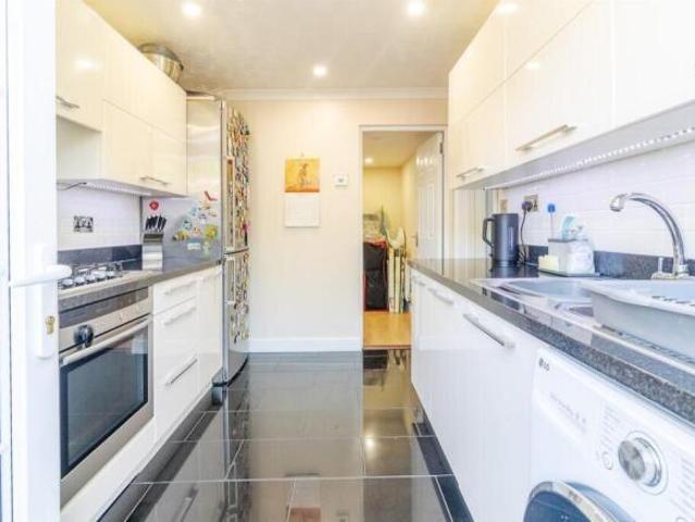 Farm for rent in Redhouse Park, Newport Pagnell