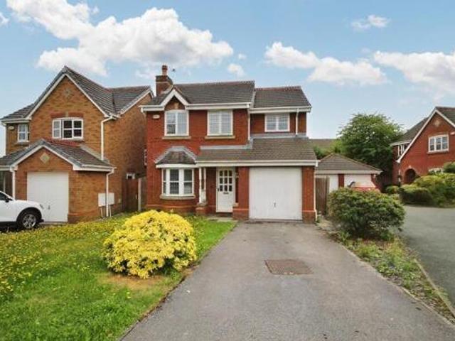 House for rent in Roby Mill, Lancashire