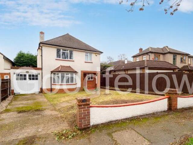 House for rent in Red Hill, Surrey