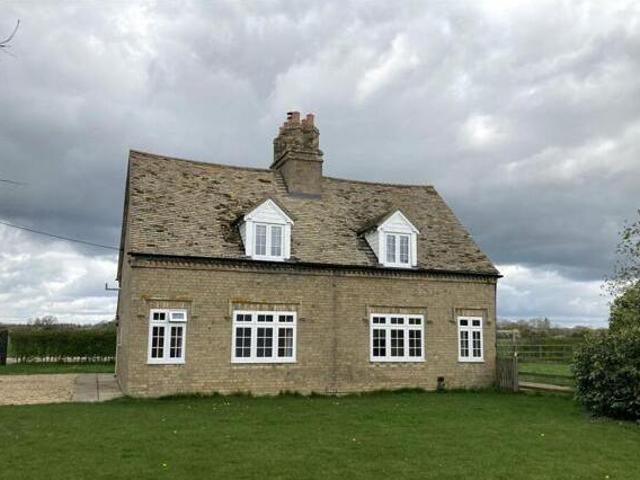House for rent in Lyons, Greater London