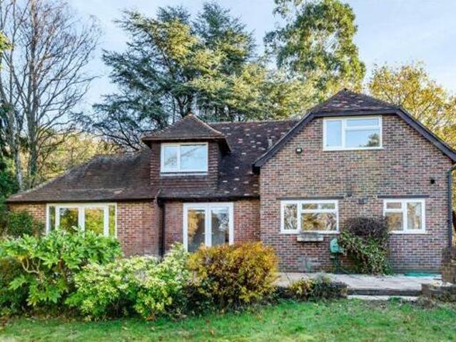 House for rent in Surrey