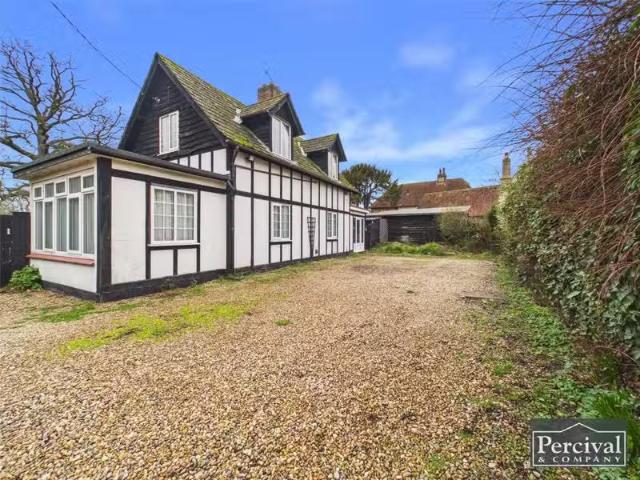House for rent in Chelmondiston, Suffolk