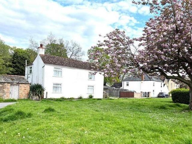 House for rent in Lyons, Greater London
