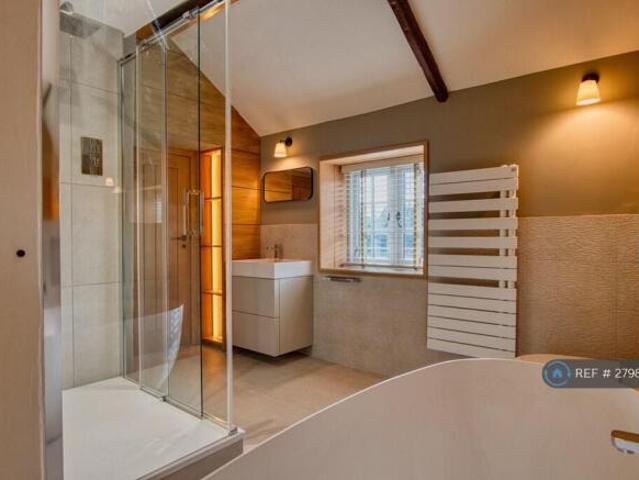 Farm for rent in Wetherby, West Yorkshire