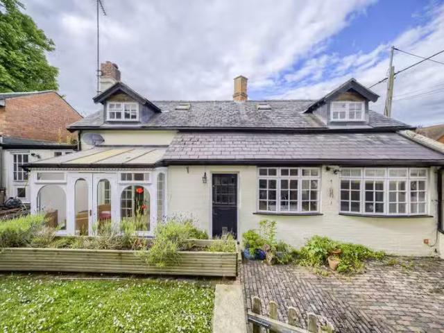 House for rent in Alderminster, Warwickshire