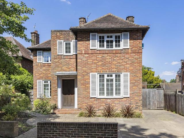 House for sale in St Albans, Bernards Heath