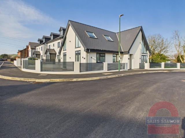 House for sale in Waundeg, Sirhowy