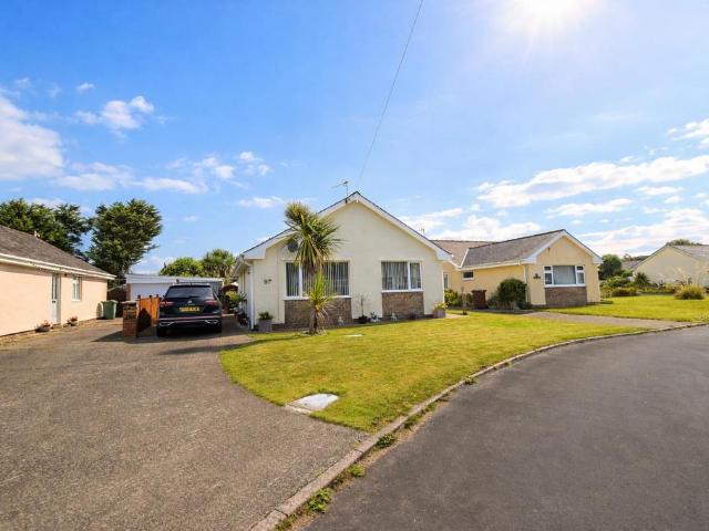 House for sale in Porthmadog, Morfa Bychan