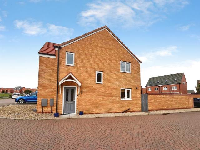 House for sale in Cardea, Peterborough