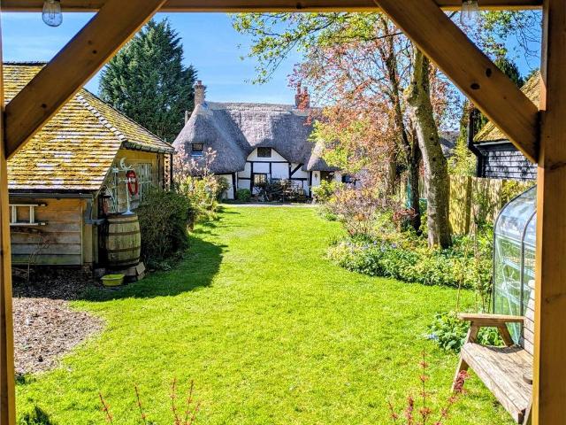 House for sale in Eastcourt, Burbage