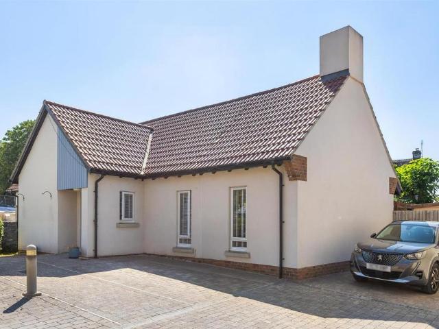 House for sale in Fordington