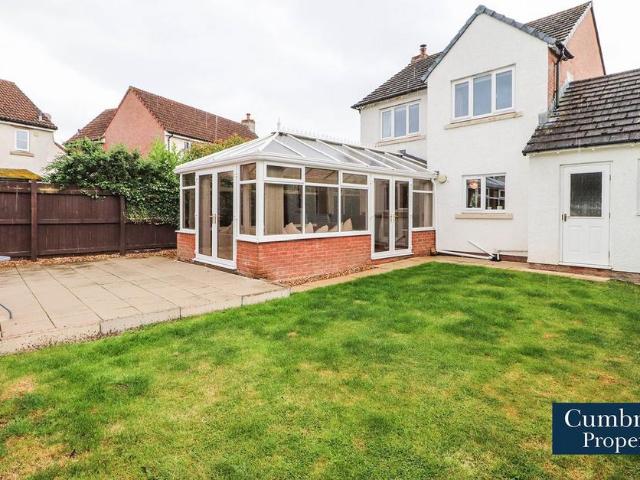 House for sale in Morton