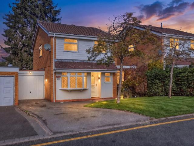 House for sale in Oaken, South Staffordshire