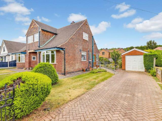 House for sale in Assarts Farm Estate, Attenborough