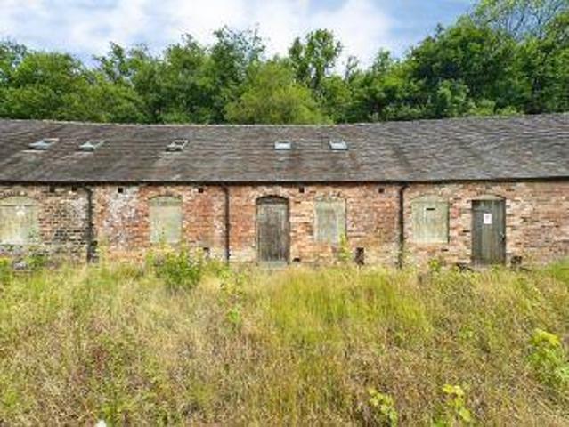 House for sale in Kingsley Moor, Staffordshire