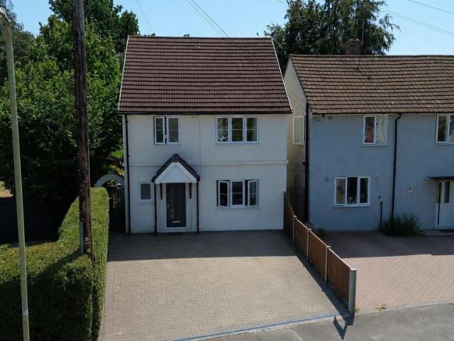 House for sale in Farnborough, Hampshire