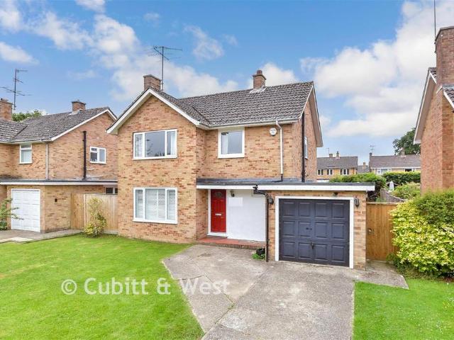 House for sale in Fole, Surrey