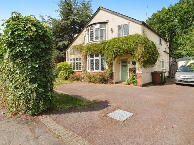 House for sale in Elmfield, Leicestershire