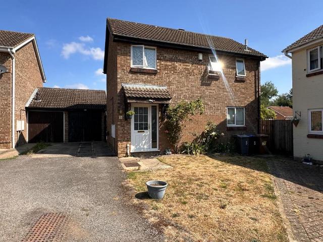 House for sale in Ecton Brook, Little Billing
