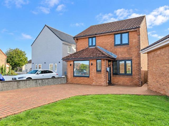 House for sale in Nottage, Porthcawl