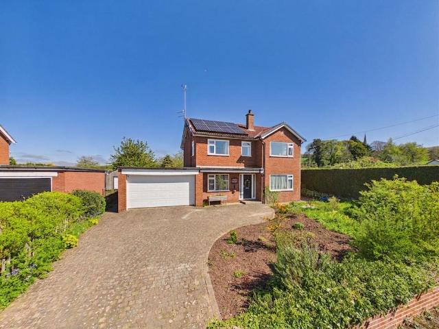 House for sale in Ganton, North Yorkshire