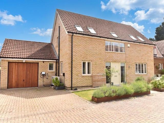 House for sale in Huntingdon, Cambridgeshire