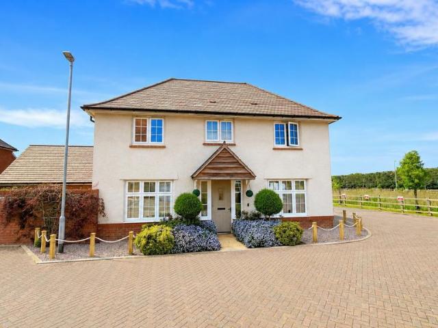 House for sale in Herne and Broomfield, The Bridge