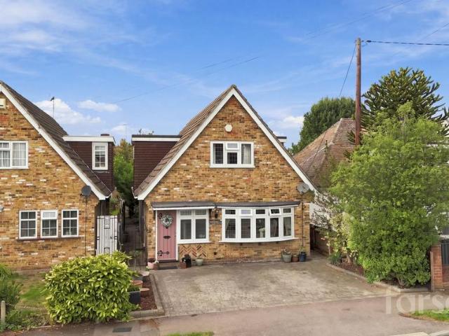 House for sale in Hutton, Navestock Side