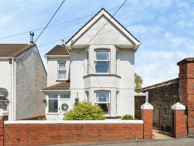 House for sale in Pontarddulais, Wales