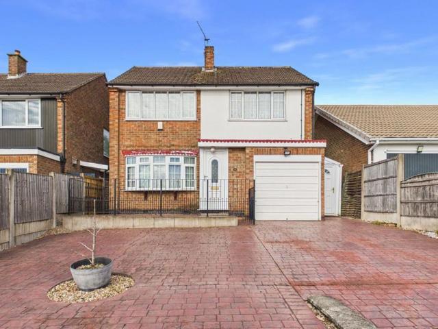 House for sale in Bakersfield, Haddon