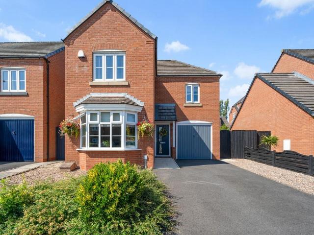 House for sale in Howe Bridge, Wigan