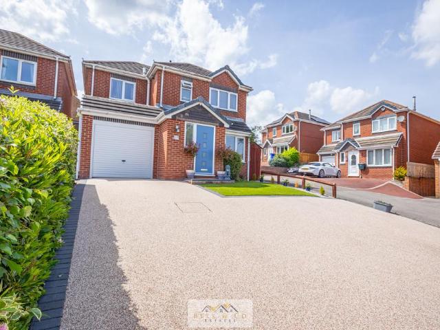 House for sale in Woodhouse, South Yorkshire