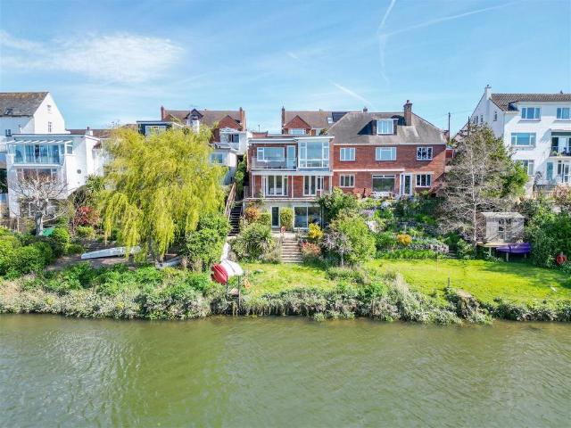 House for sale in Watergate, Devon