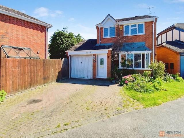 House for sale in Stanford On Avon, Leicestershire