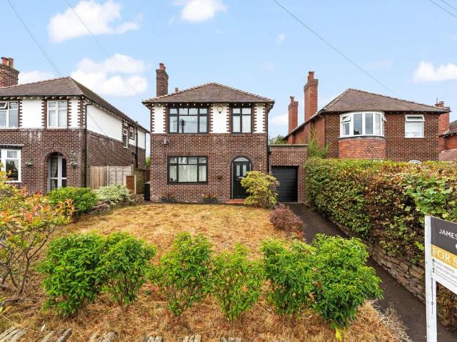 House for sale in Broken Cross, Macclesfield