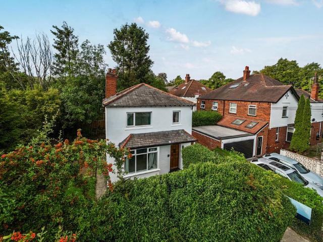 House for sale in Far Headingley, Weetwood