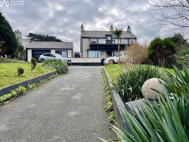 House for sale in Porth Amlwch, Amlwch