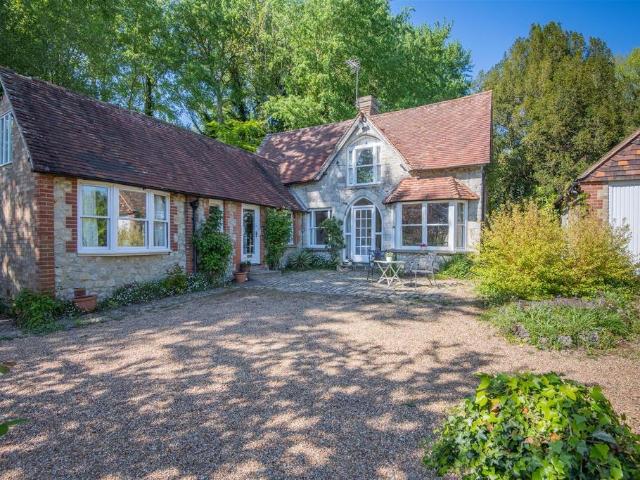 House for sale in Midway, Kent