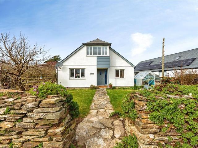 House for sale in Tintagel, Cornwall
