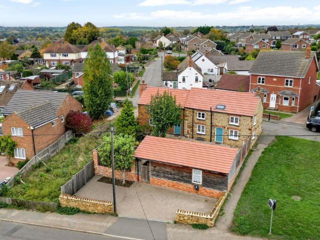 House for sale in Ringstead