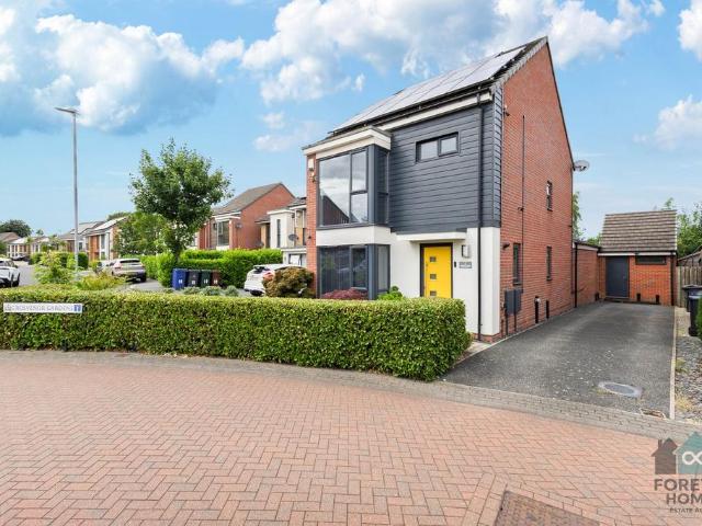 House for sale in Shaw Lands, Pogmoor