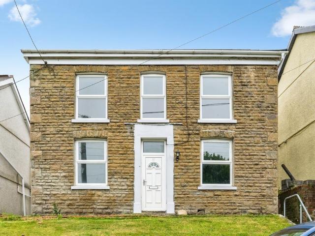 House for sale in Ystalyfera