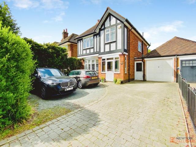 House for sale in Elmfield, Leicestershire