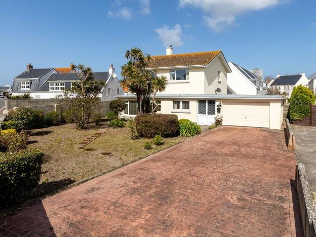 House for sale in Penweathers, Isle Of Man