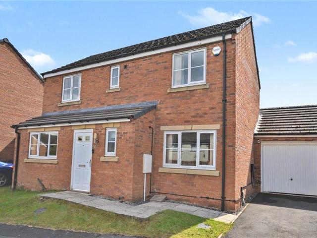 House for sale in Scholes, West Yorkshire
