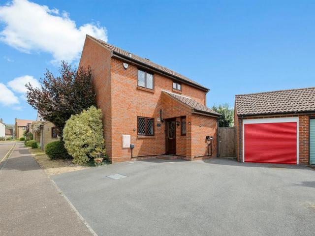 House for sale in Chipping Hill, Essex