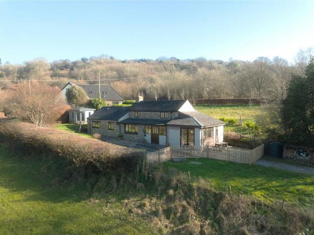 House for sale in Bromsberrow Heath, Gloucestershire